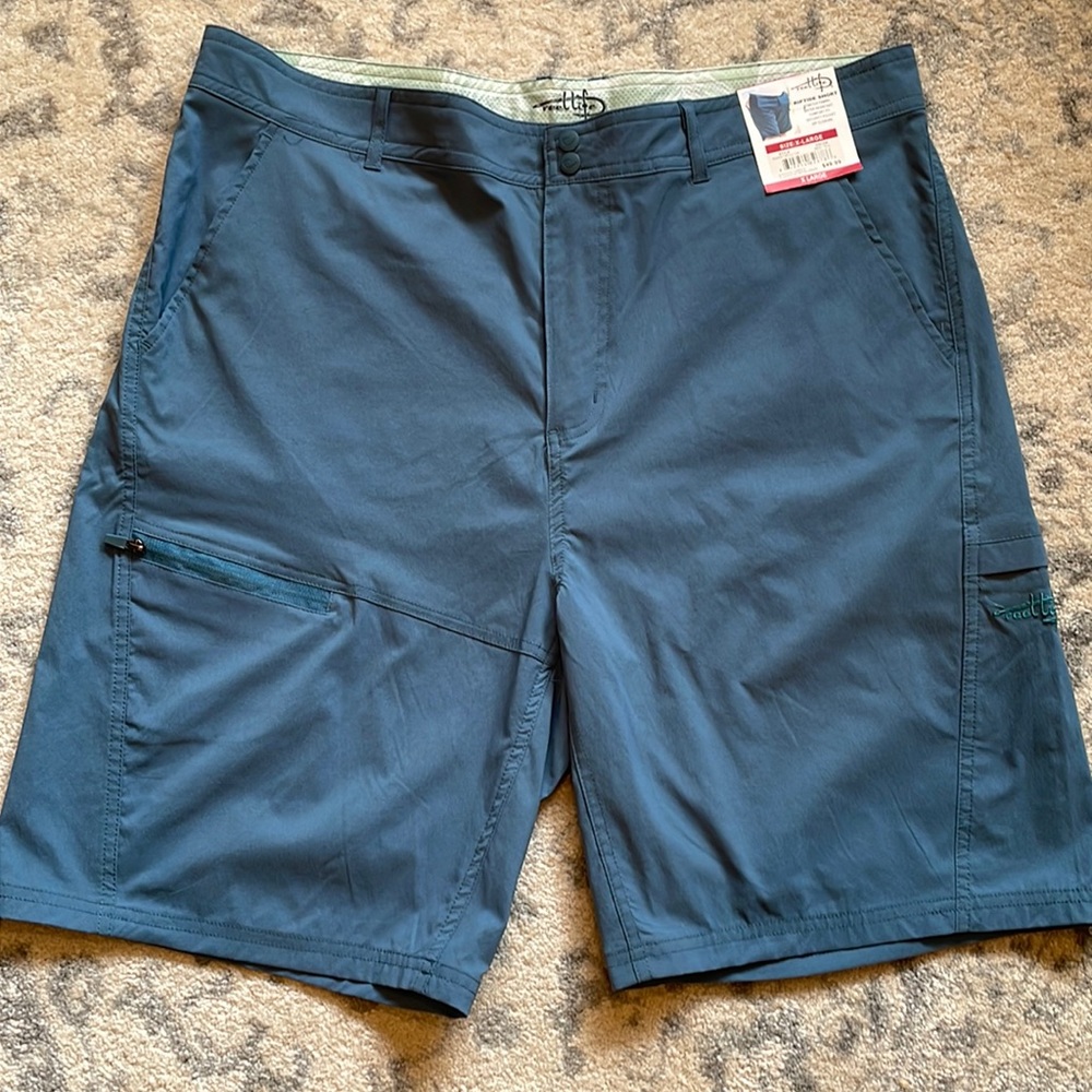 NWT Reel Life Riptide Short